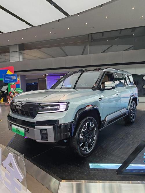 深圳111比亚迪方程豹硬派越野的爆款，英菲尼迪35周年与你共成长