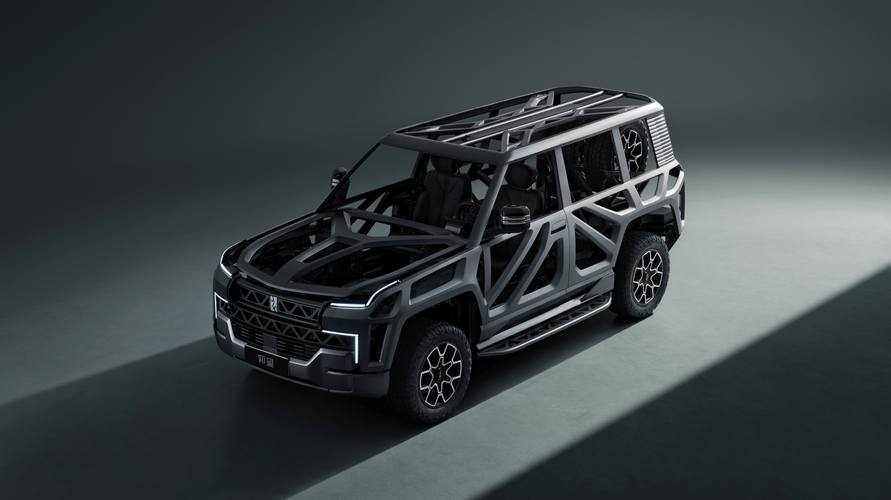 深圳111仰望U8硬派越野的科技魅力，国能汽车对传统燃油车市场的冲击